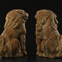 A pair of the lion and the guardian dog